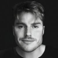 40+ "Oliver Maxwell" profiles