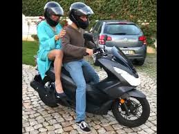 José castelo branco esclarece polémicas noticiadas, de que foi alvo, sobre si e a sua esposa. Jose Castelo Branco E O Filho Andam De Mota Oh My God Youtube