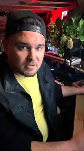 The Elephant In The Room EP is out now! ,  https://tarangray.hearnow.com/elephant-in-the-room, -, Here’s a behind the  scenes look at the the second song