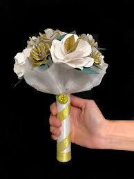 Piccoli fiori vintage in bouquet di 6, vintage 50 bellissimo fiore fatto di petali di velluto, velo e seta ogni fiore è montato su un gambo flessibile. Bouquet Nozze D Oro Bouquet Alternativi