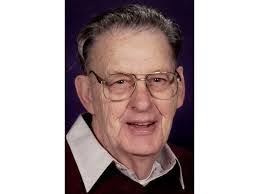 Patty Lantz's Instagram, Twitter & Facebook