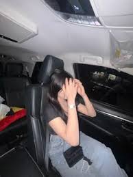 Di Dalam Mobil