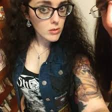 Emily Patch's Instagram, Twitter & Facebook