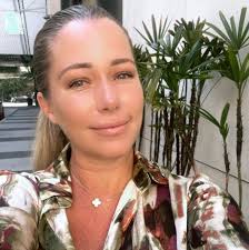 Hello, I'm Tom George. I'm 53 years old 6ft 185lbs im from Bay City,  Michigan, USA.