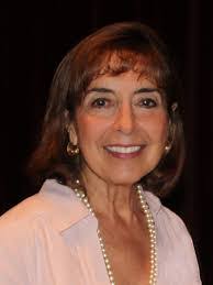 Gina Simonelli's Instagram, Twitter & Facebook