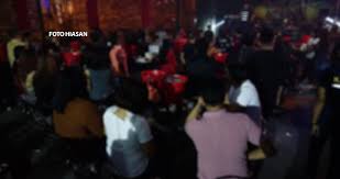 Beliau berkata, bagi aktiviti riadah h) cafeteria kelab perlu mematuhi sop seperti mana yang telah ditetapkan untuk restoran. Pengunjung Pub Kelab Malam Paling Ramai Ditahan Ingkar Pkpp