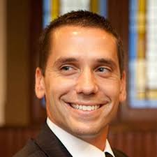 Intelligent Fanatics Project: How Great Leaders Build Sustainable  Businesses: Iddings, Sean, Cassel, Ian: 9780997576504: Amazon.com: Books