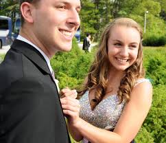 PHOTOS: L-S students get ready for the prom