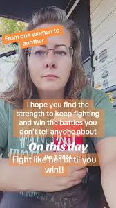 Chrissy May🇨🇦 (@cuteclassyandsassy)