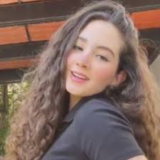 La tiktoker Keren Canelón se hace viral por asegurar que fue abuela a los  22 años