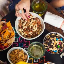 Check walgreens hours of operation, the open time and the close time on black friday, thanksgiving, christmas and new year. Walgreens Auf Twitter Happy Thanksgiving To Our Families Friends From Snacks To Vino We Re Open To Help You Eat Drink Be Thankful Https T Co Garvjh8myf Https T Co Nzux9dcjrk