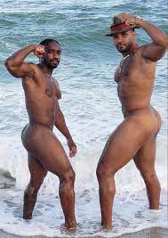 thumbs.pro : blackass-lover::MEGABODY & TREY PRESSLEY @trey_pressleyFollow  Blaqhomme I like the bottom guy on the left, he makes me horny !