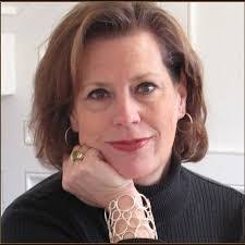 Traci Gray's Instagram, Twitter & Facebook