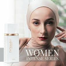 Ana Madani's Instagram, Twitter & Facebook