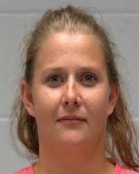 Gravel Switch woman arrested after allegedly pulling a gun