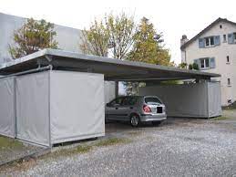 Flachdach Carport Aus Stahl Mit 2 Gerateschuppen Fur 3 Autos Carport Stahl Flachdach Gerateschuppen