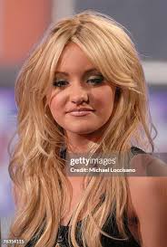 Skateboarder Ryan Sheckler and singers/sisters Alyson Ranae "Aly"... News  Photo