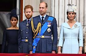 Prinz william und herzogin kate sind seit zehn jahren verheiratet, haben drei kinder und aktuell einen job zu vergeben foto: The Crown Auf Netflix William Harry Kate Und Meghan Bleiben Aussen Vor Kultur Stuttgarter Zeitung