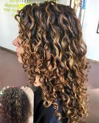 Senior Colorist At Devachan Salon Soho Nyc Specializing In The Pintura Technique Painting The W Permed Hairstyles Curly Hair Styles Curly Hair Styles Naturally