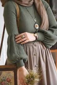Balon Kol Haki Triko Kazak Balon Haki Kazak Kol Triko Kadingiyim Kadinayakkabilari Kadintakilari In 2020 Fashion Hijabi Outfits Casual Muslim Fashion Outfits