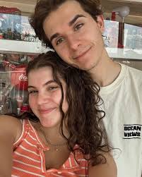 goodvibesandhightides (ironic) (not ironic) (nae nae)