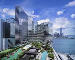 Grand Hyatt Hong Kong Its Country Club Style Facilities Feature The Largest Hotel Freeform Swimming Pool In Hong Kong Golf Driving Range Kurorty Gorod Oteli