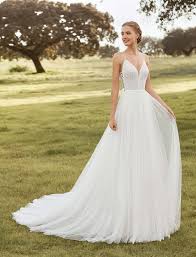 See more of abiti da sposo 2021 on facebook. Abiti Sposa 2021 Tutte Le Novita Della Prossima Stagione