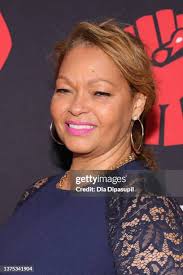 85 Donna Hylton Photos & High Res Pictures