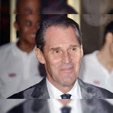 Ben Cross's Instagram, Twitter & Facebook