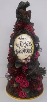 The Witch S Kitchen Cake Art Extreme Cake Makers Witch Cake Extreme Cakes
