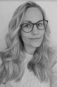 Sandra Alm's Instagram, Twitter & Facebook