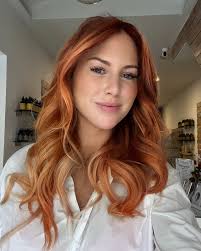 So here’s the before pic….🧡➡️➡️➡️➡️➡️➡️➡️ ……………………………………………………………..As all  my clients/ friends know my hair is a disaster 🤦‍♀️( probably why I’m a  hairdresser😀) always falling out every 6 months I can ...