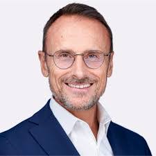 Nicholas Beesley's Instagram, Twitter & Facebook