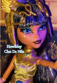 Monster High Celo Denile Golden Glam Case