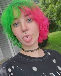 gira.tina._ shows off her chaotic side with a perfect split dye using Jinx  and Vi from our new limited edition Arcane collection!💙😍💗  https://arcticfoxhaircolor.visitlink.me/JGrOjG