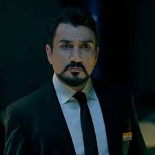 Asıl ismi görkem sevindik olan başarılı oyuncu 17 ekim 1986 tarihinde adana da doğmuştur. Cahit Kayaoglu Gorkem Sevindik Pusat Cakir Kurtlar Vadisi Ekibine Nasil Katild Facebook
