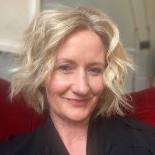 Barbara Toth's Instagram, Twitter & Facebook