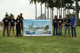 Add or change photo on imdbpro. Da Silva Brokers Hotel Tropical