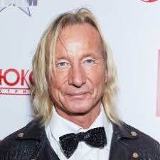 Erikoisyksikkö (1999) and without borders (2011). Matthias Hues Biography Date Of Birth Place Of Birth Filmography