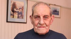 The Dikler groom and Fulke Walwyn stalwart Raymond Deacon dies at the age  of 90