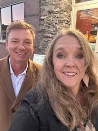 Angela Colbert's Instagram, Twitter & Facebook