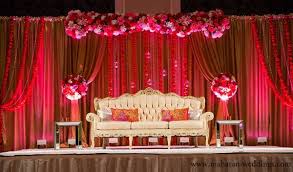 Gorgeous Flower Decor At Banquet Halls In Delhi Wedding Stage Decorations Wedding Stage Design Stage Decorations