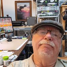 Hi all! I just wanted to introduce myself and share a photo I took. I play  bass in church and also do live sound