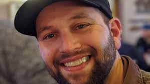 Brad Bartram's Instagram, Twitter & Facebook