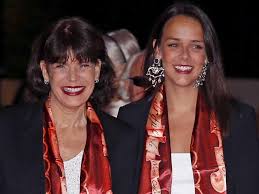 The royal was the guest of honor at the international… monaco's princess stephanie and her daughter pauline ducruet were first in line when the monte carlo circus festival kicked off recently. Fotos Princesa Stephanie Do Monaco Celebra 52Âº Aniversario