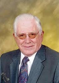 Lester Sheets's Instagram, Twitter & Facebook