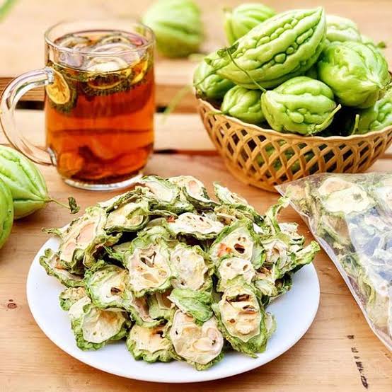 Ngâm vài lát mướp đắng trong nước có tác dụng thần kỳ đối với sức khỏe