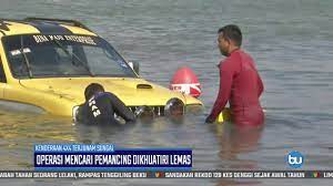 Kereta jatuh sungai di terengganu. Tragedi Sungai Terengganu Operasi Mencari Diteruskan Youtube