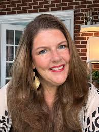 Thank you to everyone who joined my live yesterday. This was the final look  from that live. If you are interested in any products I used please drop a  🙌🏻 below so