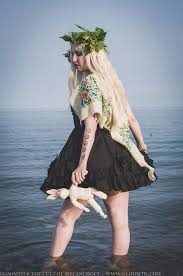 If youre aiming for a couples costume going as dani and the bear is a. Midsommar Cult Outfit Gloomth The Cult Of Melancholy